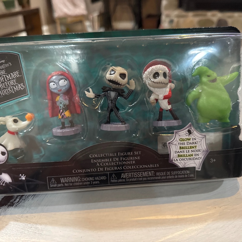 Disney Nightmare Before Christmas Collectible Figure Set Glow in the Dark 3"